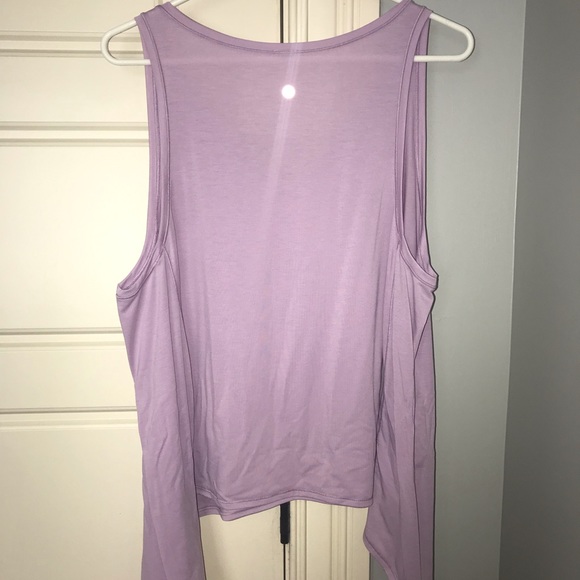 BRAND NEW LULULEMON WATCH ME FLIP TANK - Picture 6 of 8